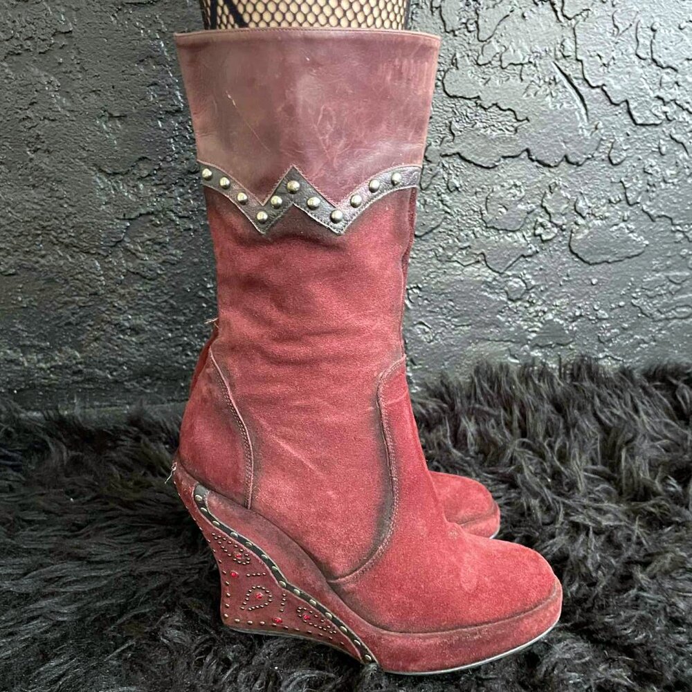 El Dantes RARE VINTAGE 90s/Y2K suede wedge booties studs rhinestones 7.5